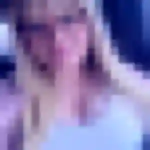Charmante Valentina, 26 ans à Toulenne - la contacter