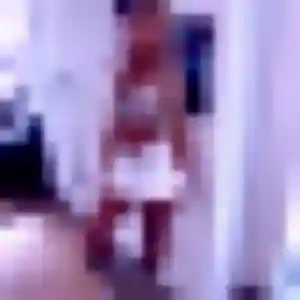 Caroline, 34 ans, disponible à Touvois pour un plan cul
