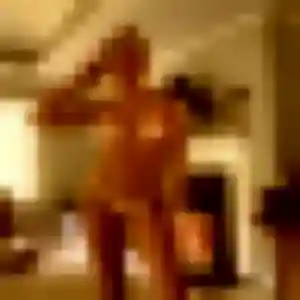 Photo exclusive de Zara, 22 ans à Treize-Vents - plan discret