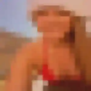Contacte Frederique, 23 ans à Ugny en t'inscrivant