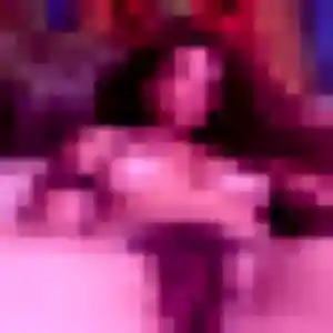 Romane, fille de 34 ans cherche plan cul à Urt