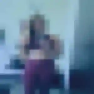 plan cul à Urville : photo de Phoebe, 23 ans - sans engagement