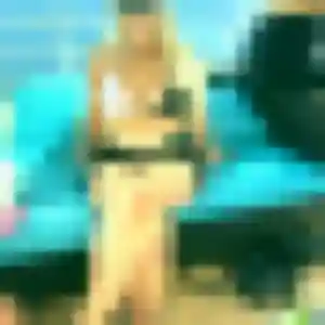 Photo de Oriane à Uxem (26 ans) - plan cul discret