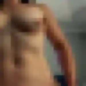 Découvre Alessandra, 22 ans à Vabre gratuitement