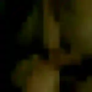 Brune, 22 ans, connectée à Val d'Arcomie pour un plan cul