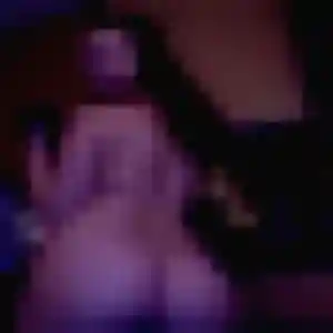 Virginie, 27 ans, dispo pour plan cul à Val-de-Meuse