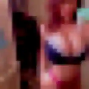 plan cul à Val de Virvée : profil de Camille, 45 ans - inscription gratuite