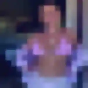 Azalee, 29 ans, disponible à Valbonne pour une rencontre coquine