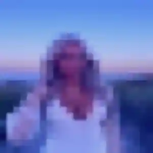 Muriel (23 ans) à Vallans propose un plan cul maintenant