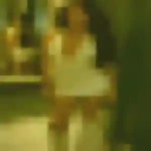 Photo exclusive de Alienor, 29 ans à Vernantes - rencontre sans lendemain
