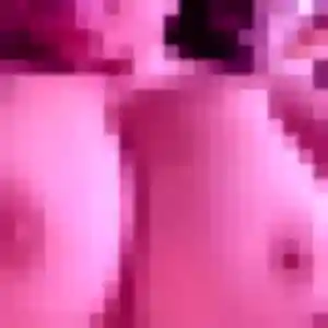 Rania, 23 ans, en ligne à Verneix pour une rencontre coquine