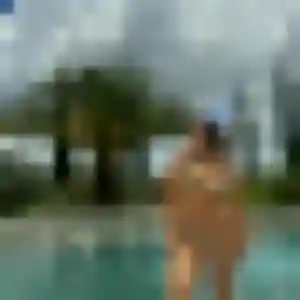 Rejoins Yannick, 40 ans à Véron en privé