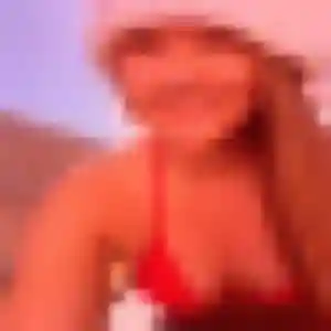 Sexy Rosemarie, 28 ans à Vesly - la contacter