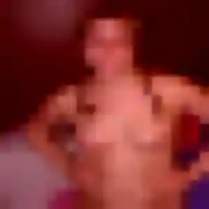 Photo exclusive de Sandrine, 30 ans à Veyre-Monton - rencontre sans lendemain