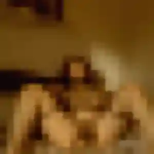 Photo de Emmanuelle à Ville-Saint-Jacques (24 ans) - plan cul anonyme
