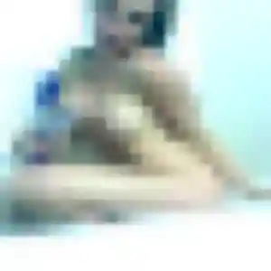 Ketty (33 ans) à Villechenève propose une rencontre maintenant