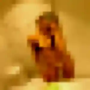 Contacte Gladys, 28 ans à Villelaure en privé
