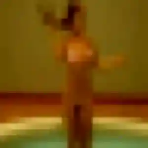 Anna, 25 ans, disponible à Villeneuve-la-Comtesse pour un plan cul