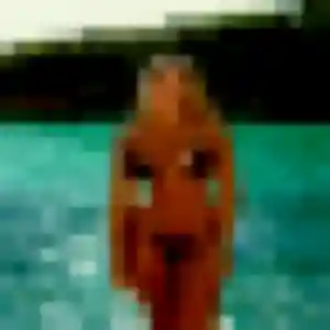 Hermine, femme de 24 ans cherche plan cul à Virelade