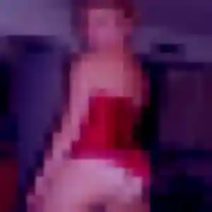 Giulia, 37 ans, dispo pour plan cul à Visseiche