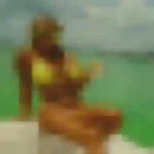 Photo de Amandine à Vouzan (42 ans) - plan cul anonyme